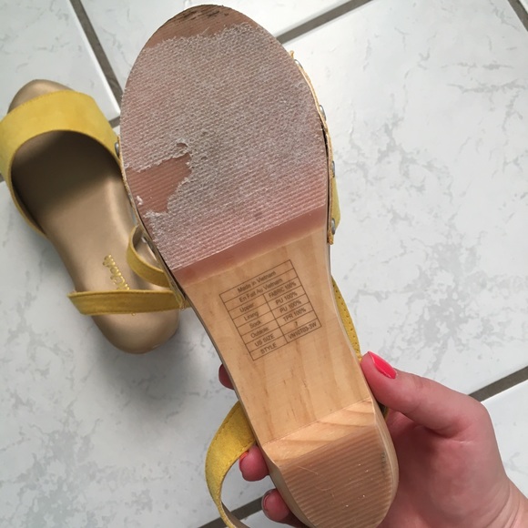 Yellow clogs from ModCloth - Picture 5 of 5